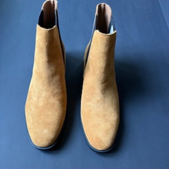 Nine West Suede Chelsea Bootie size 8 1/2 - Picture 2 of 8